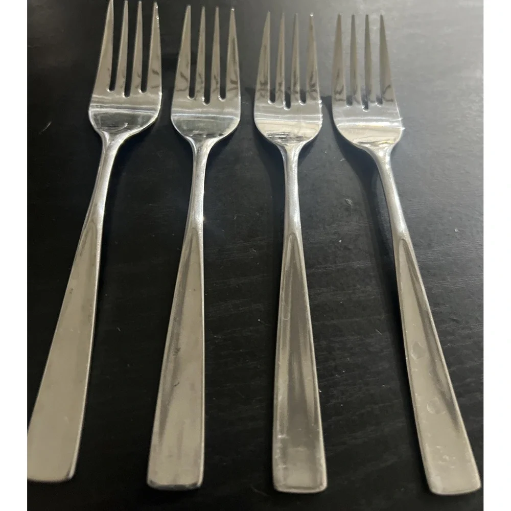 Rogers Stanley Roberts Allison-Korea (4)Salad Forks Stainless Steel 6 1/2